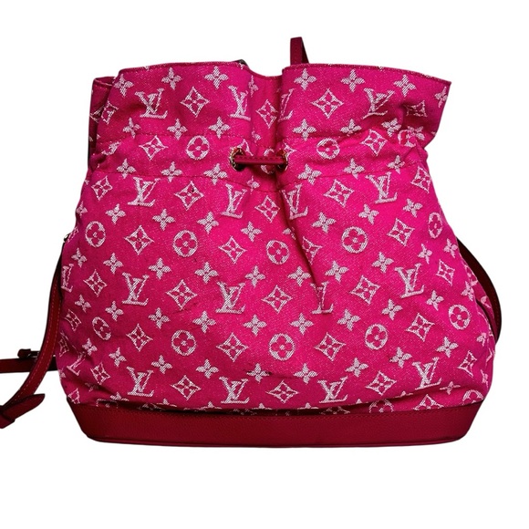 PRICE DROP 🩷AUTHENTIC LV Monogram Noéfull MM - has marks - Picture 3 of 16